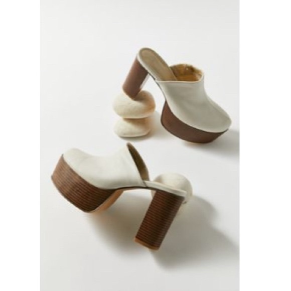 Urban Outfitters Cream and Brown Platform Mules - Picture 1 of 1